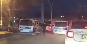 babasi-kizmasin-diye-uygulamadan-kacti-polisin-uzerine-arac-suren-genc-kovalamacayla-yakalandi-M7yO4k3R.jpg