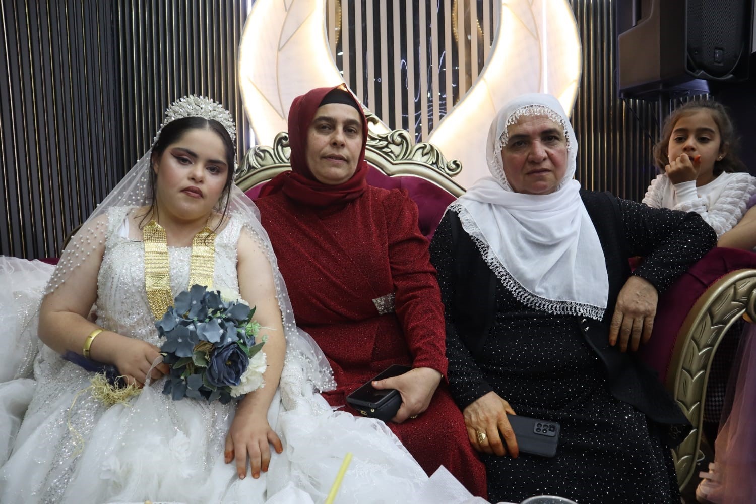 babasi vasiyet etti down sendromlu gencin gelinlik hayali gercek oldu 3 SSBFDjq5