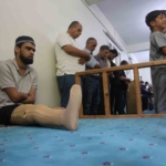 babasina-uzattigi-demirin-elektrik-tellerine-degmesiyle-akima-kapilarak-kollarini-ve-bacagini-kaybeden-ahmet-ibadet-A4HrX7z7.jpg