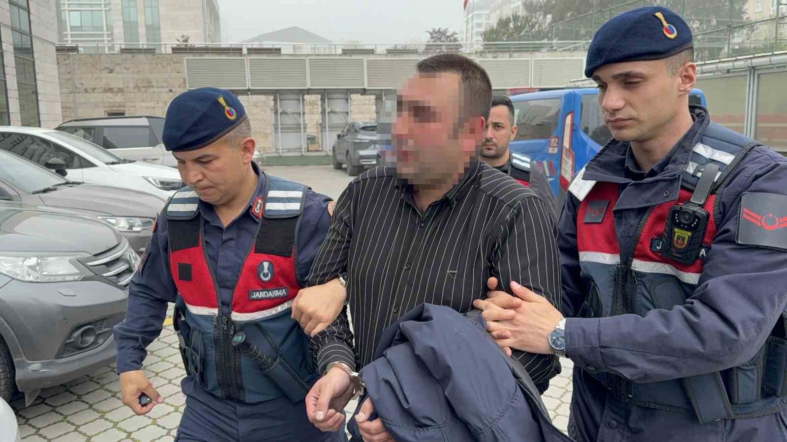 babasini 8 kursunla olduren sahis adliyeye sevk edildi 1 Ulc5WqCS