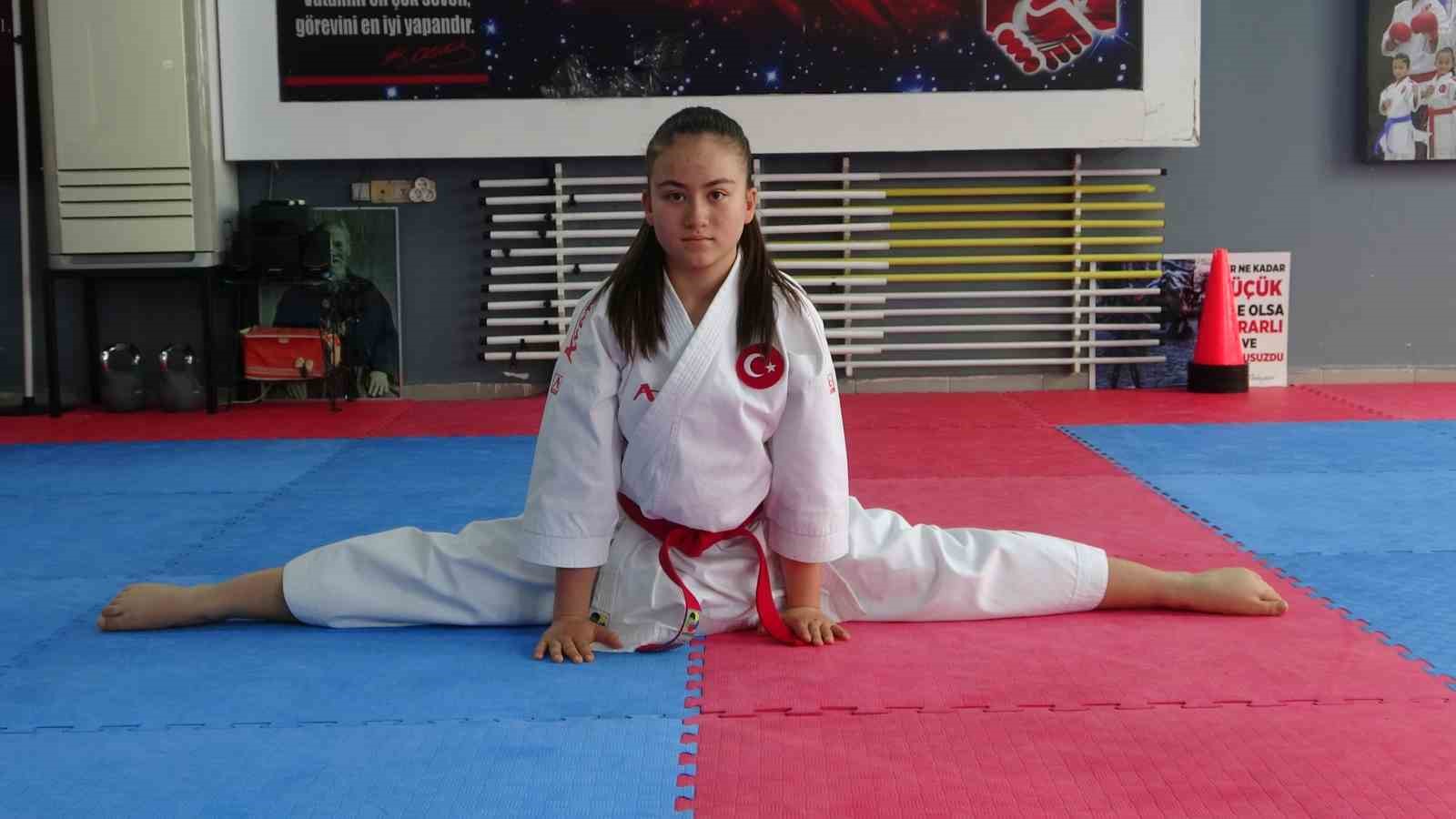 babasinin destegiyle basladi 14 yasinda turkiye sampiyonluguna uzandi 3 m52K5XYR