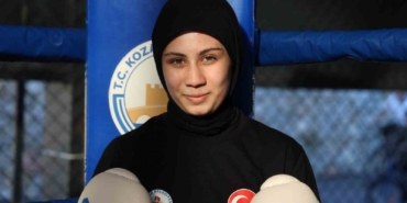 babasinin-elinden-tutup-ringe-biraktigi-azranur-turkiyeyi-temsil-edecek-hMpgSb8a.jpg