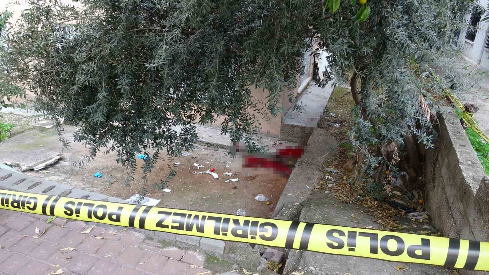 bacagini elektrikli testereye kaptiran yasli adam agir yaralandi olayi haber alan torun gozyaslarina boguldu
