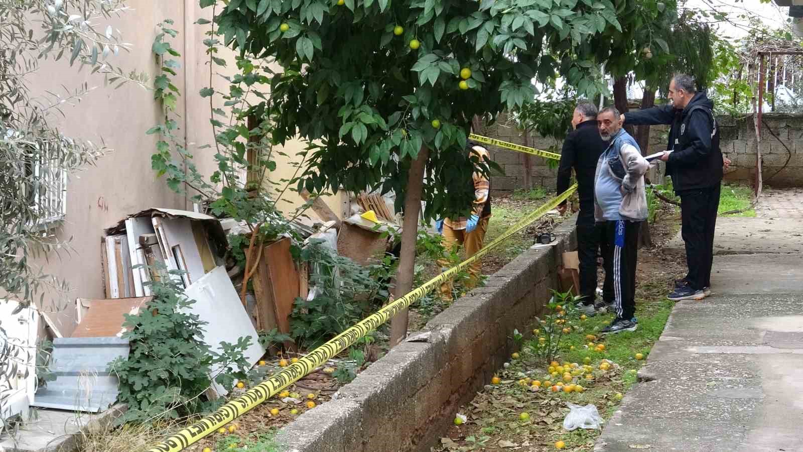 bacagini elektrikli testereye kaptiran yasli adam agir yaralandi olayi haber alan torun gozyaslarina boguldu KcsdAZuD