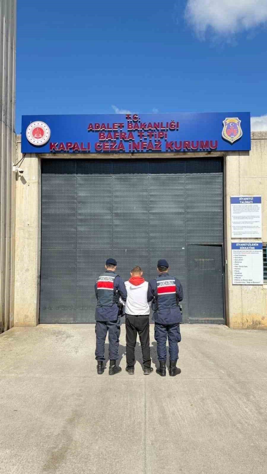 bafrada 17 yil hapis cezasiyla aranan sahis yakalandi 1 zlT8yGGz