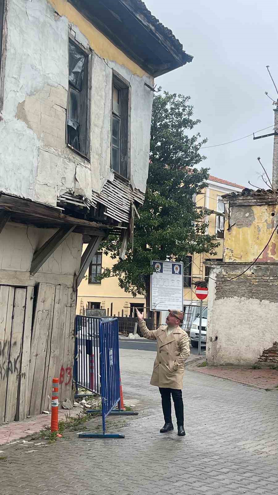 bafrada cokme riski tasiyan yapilar icin belediyenin daha ciddi onlemler almasi istendi 4 JkBkefW4