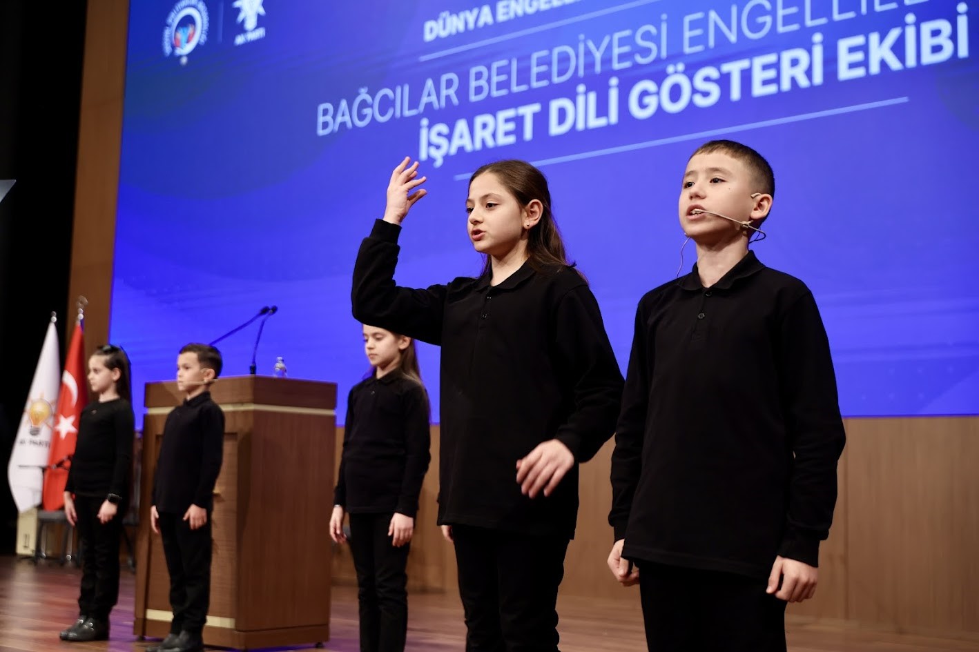 bagcilar belediyesi engelliler sarayi kursiyerleri turkiye bulusmasina katildi 7 ElR9LOci