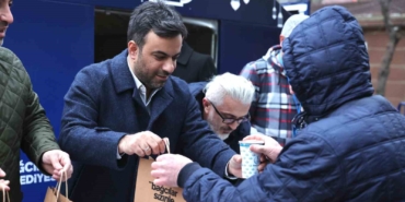 bagcilar-belediyesi-ihtiyac-sahiplerinin-yaninda-EZB6ALDt.jpg