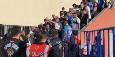 bagcilarda-amator-macta-ortalik-karisti-2-gozalti-SEGtPrPc.jpg