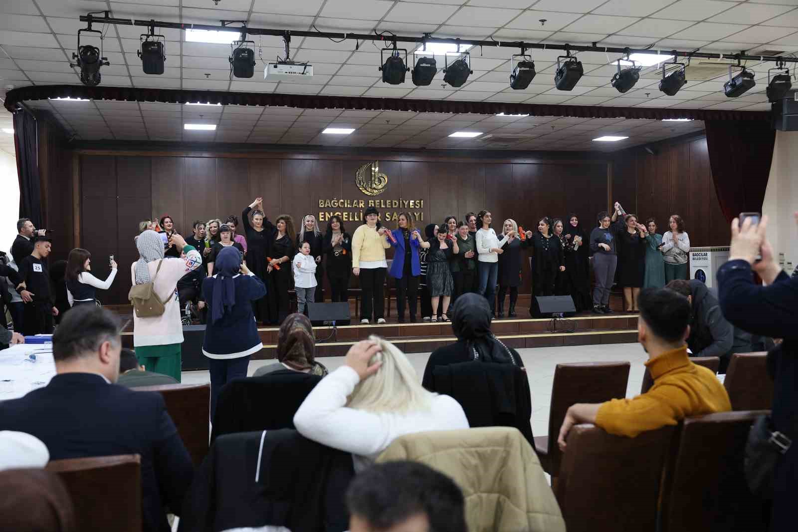 bagcilarda en iyi kuaforler engelli bireyler icin yaristi 6 MXjntJfW