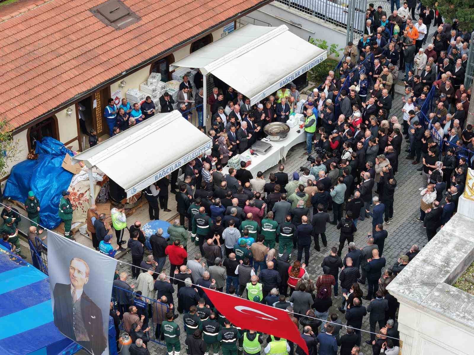 bagcilarda yasayan selaniklilerin 102 yillik gelenegi 2 nqj52PlL