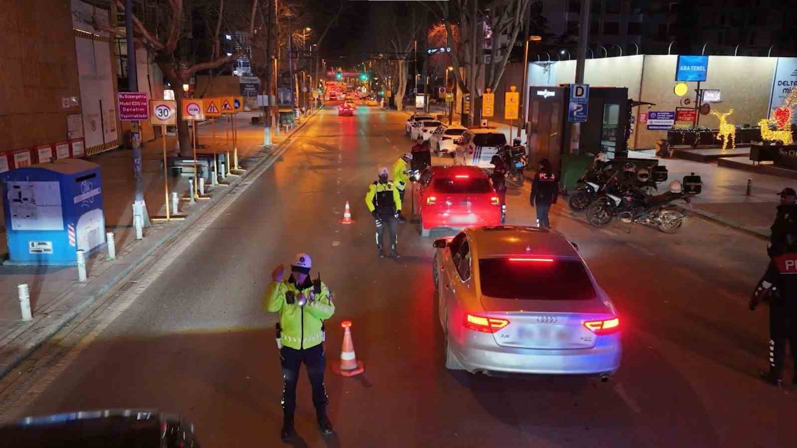 bagdat caddesinde trafik uygulamasi 400 bin lira ceza 6 NpYd5YY8