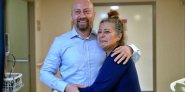 bagirsagi-kangrene-gidiyordu-kapali-ameliyatla-kurtarildi-bir-gun-gec-kalsam-bugun-burada-olmayacaktim-56Hb5HnZ.jpg