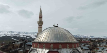 baharin-habercisi-leylekler-mus-ovasina-gelmeye-basladi-bITEVzOG.jpg