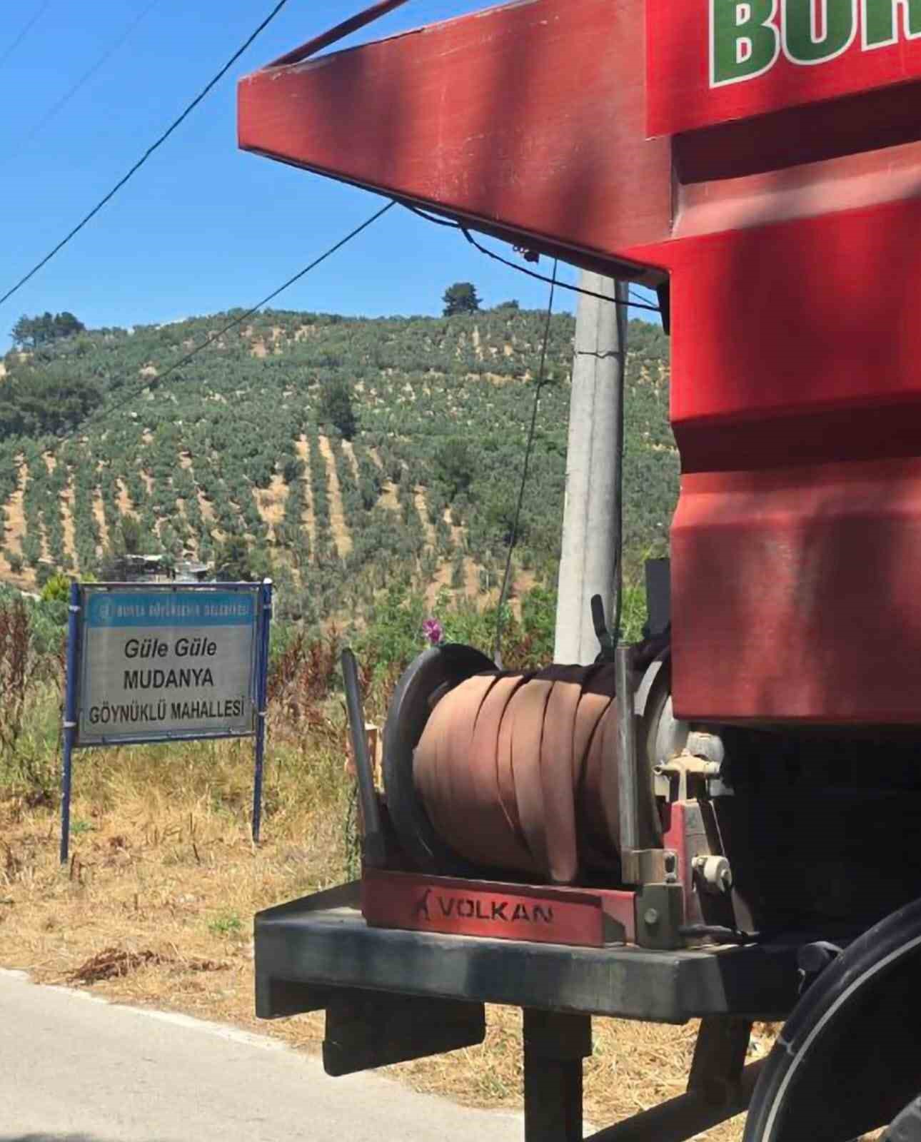 bahcede cop yakti 4 donumluk alani kule cevirdi 0