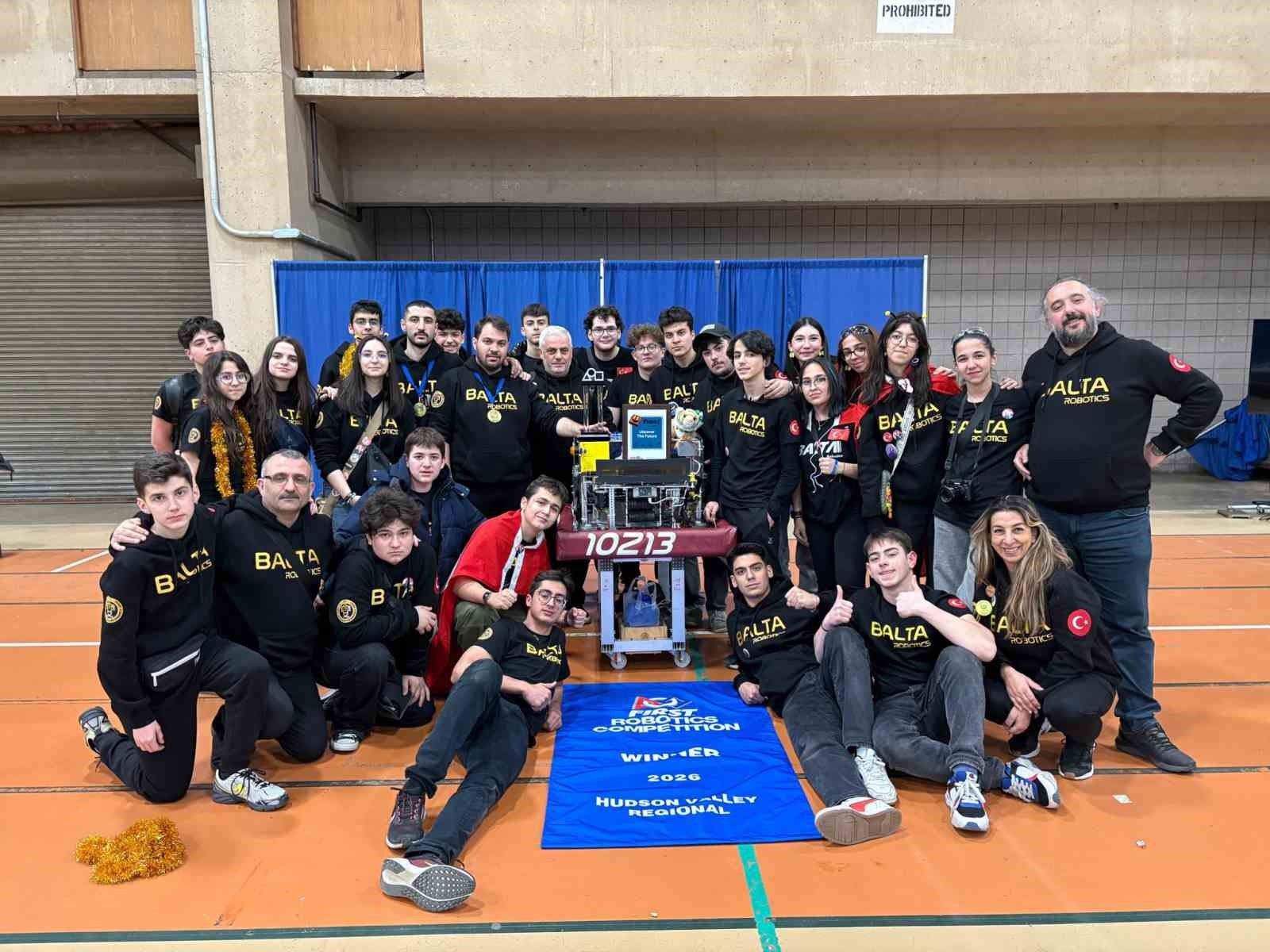 bahcelievler anadolu lisesi robotik takimi new yorkta sampiyonluk kazandi 1 WqV2ELaK