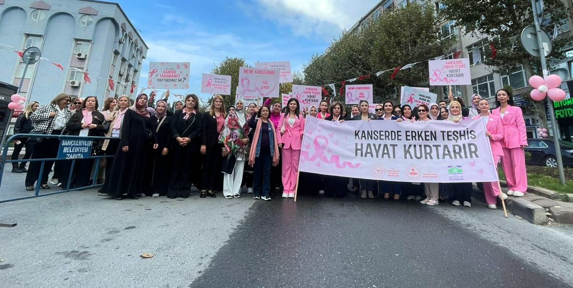 Bahçelievler Belediye Başkanı Bahadır motosiklete bindi, meme kanserine dikkat çekti 6 bahcelievler belediye baskani bahadir motosiklete bindi meme kanserine dikkat cekti 2 aaVvsHnQ