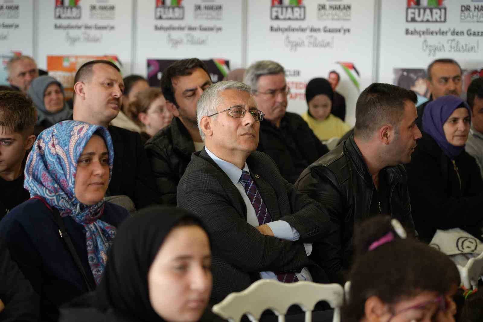 bahcelievler belediye baskani hakan bahadir soylesi ve imza gunu yapti 2 ei5ewTLI