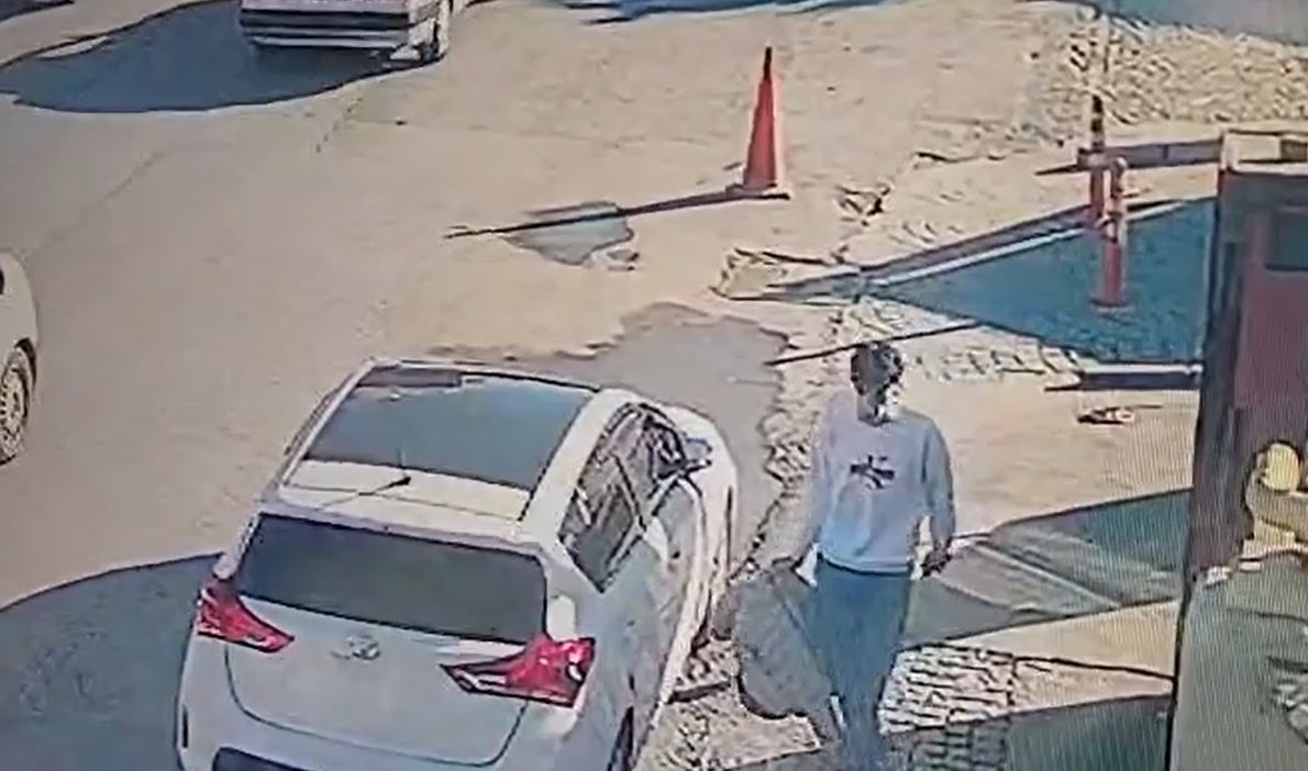 bahcelievlerde calistigi kuyumcuyu soyan sahis arkadaslariyla otelde eglence duzenledi 0 34sqCHv8