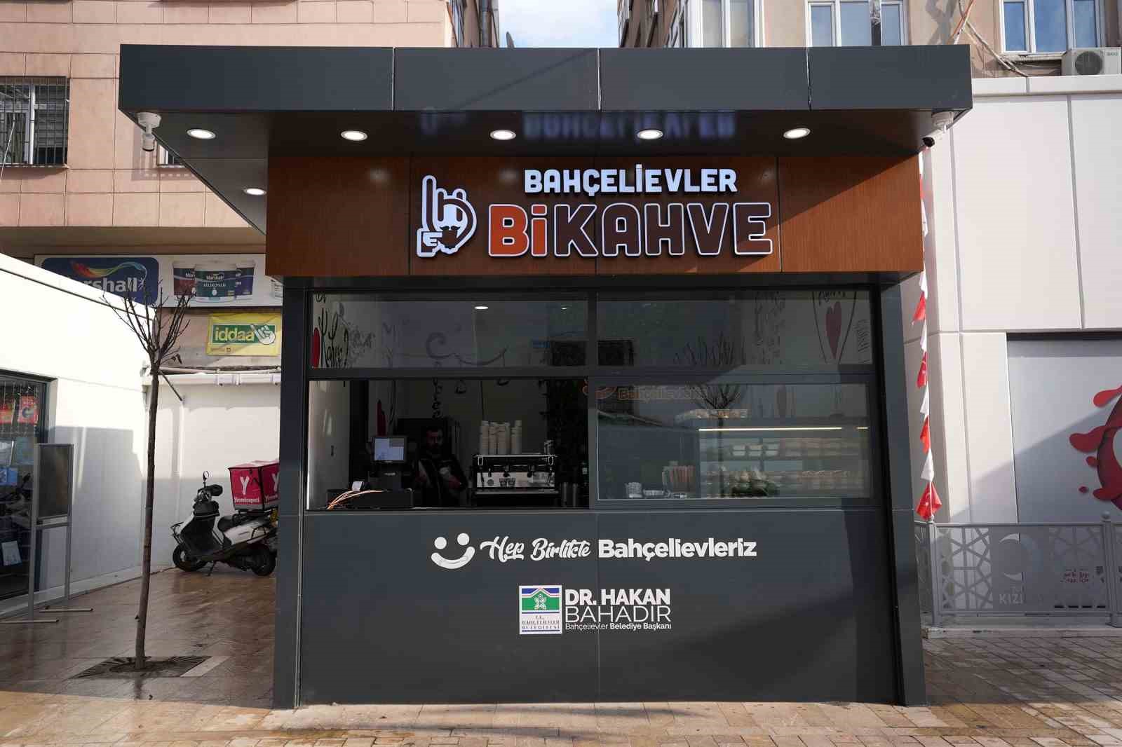 bahcelievlerde cay bes lira 5 GYaz94Rd