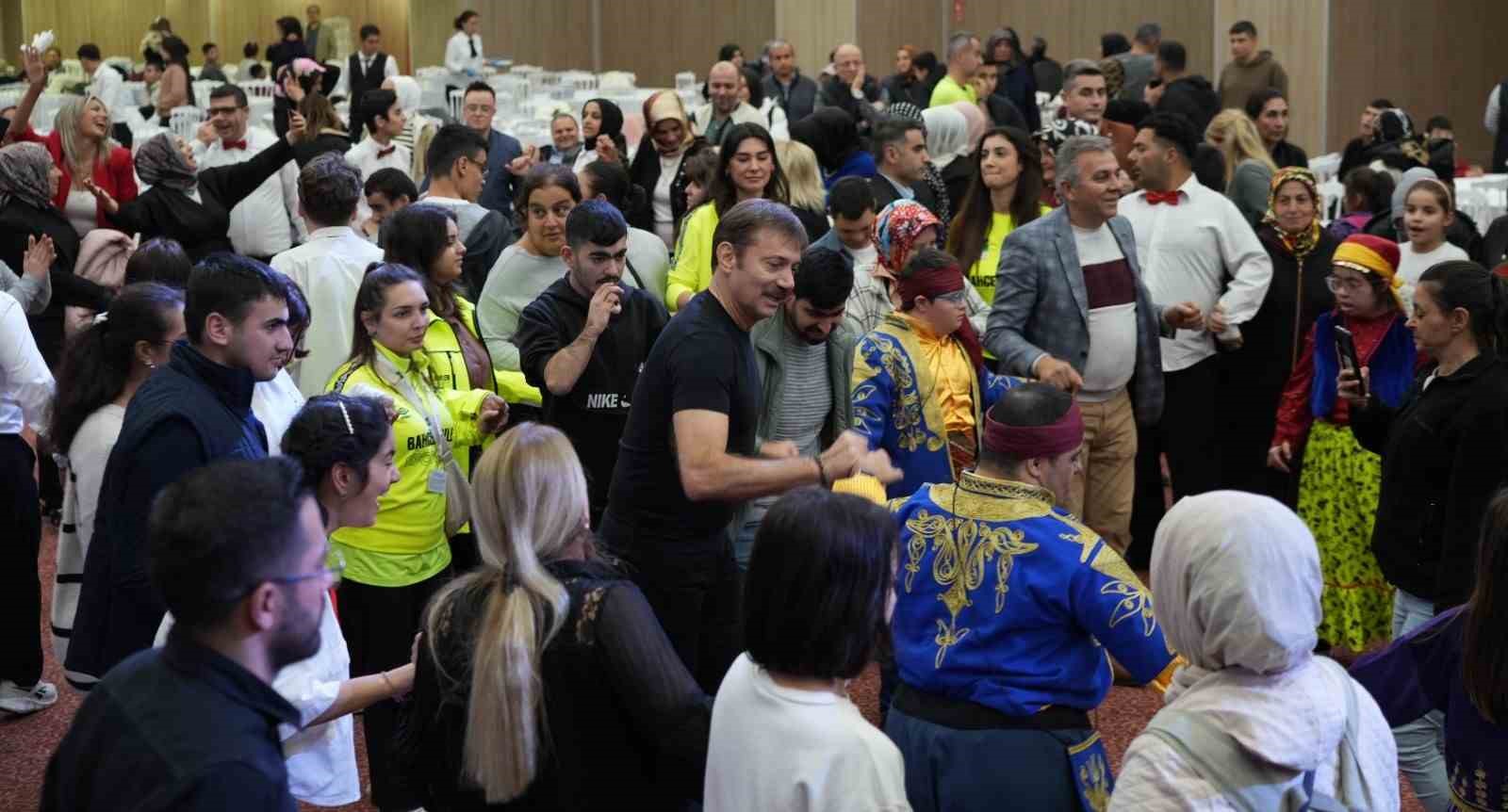 bahcelievlerde engelleri asan dayanisma bulusmasi 2 IqtjVRu1