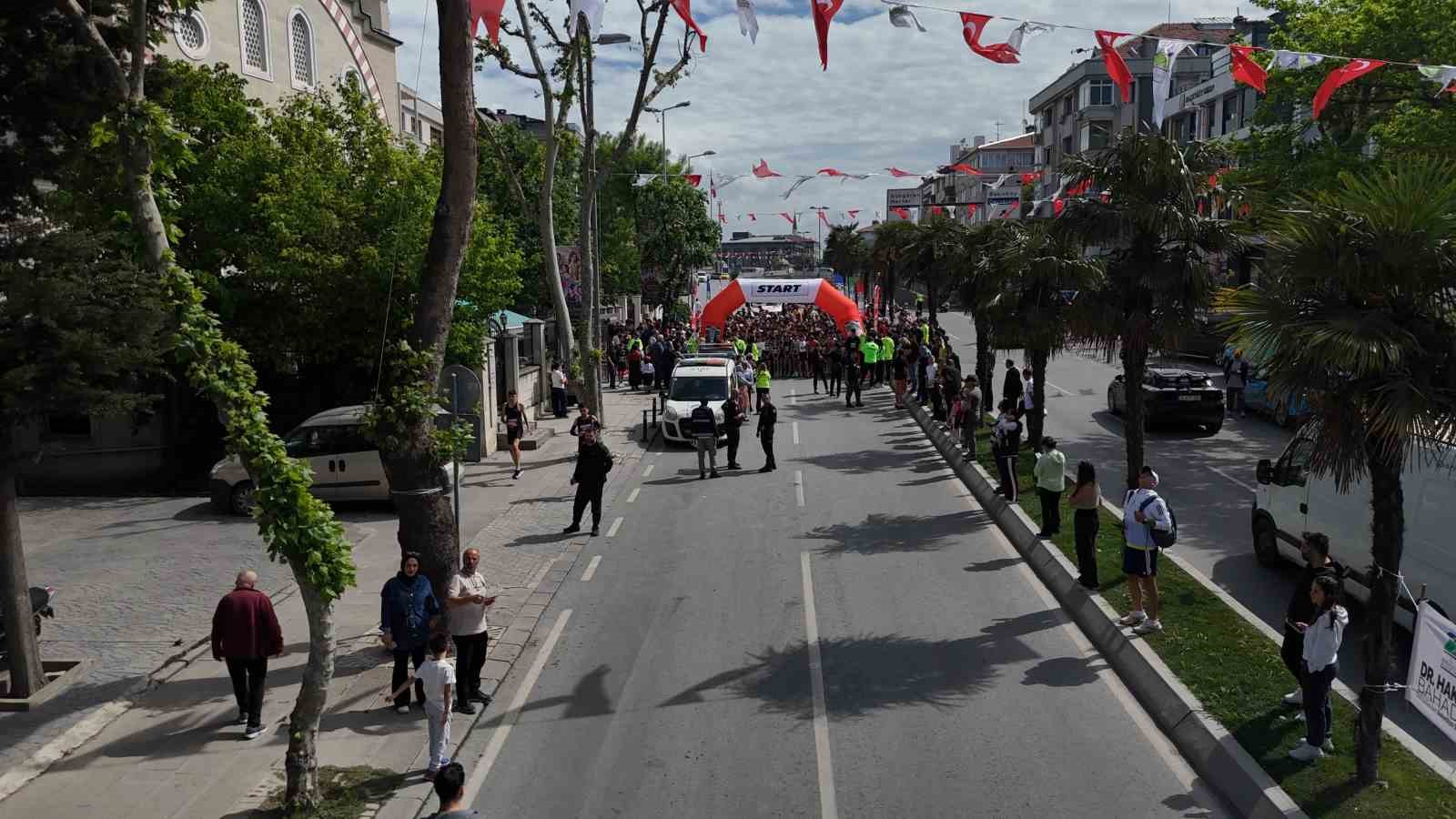 bahcelievlerde milli mucadele ruhu 19 mayis genclik kosusu ile hatirlandi 0 YOupGqbS