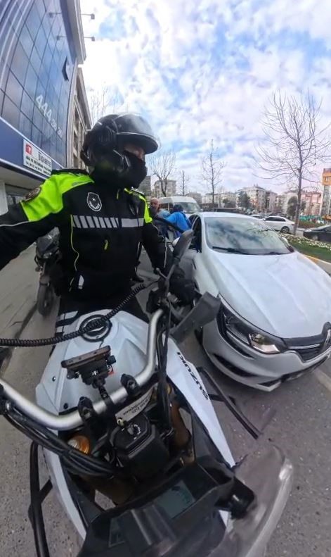 bahcelievlerde motorize zabita ekibi yarali 3 aylik bebek icin seferber oldu 1 zdvJjDD5