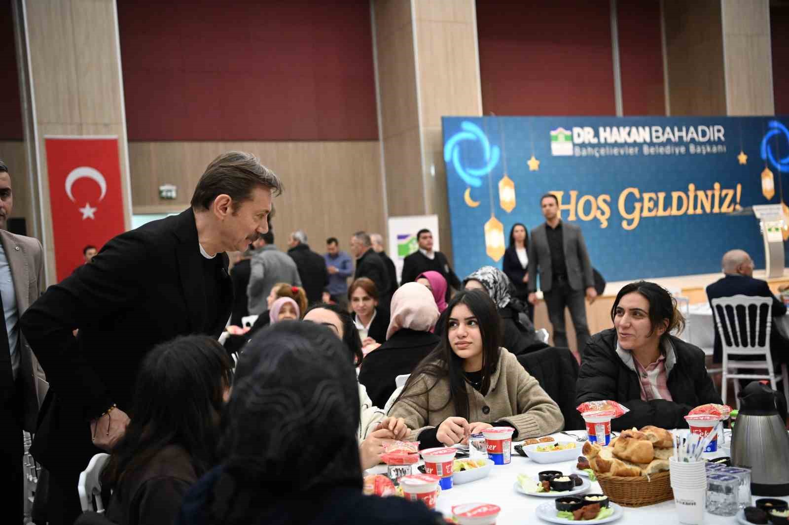 bahcelievlerde stklar iftar sofrasinda bulustu 2 LqnWTUzV