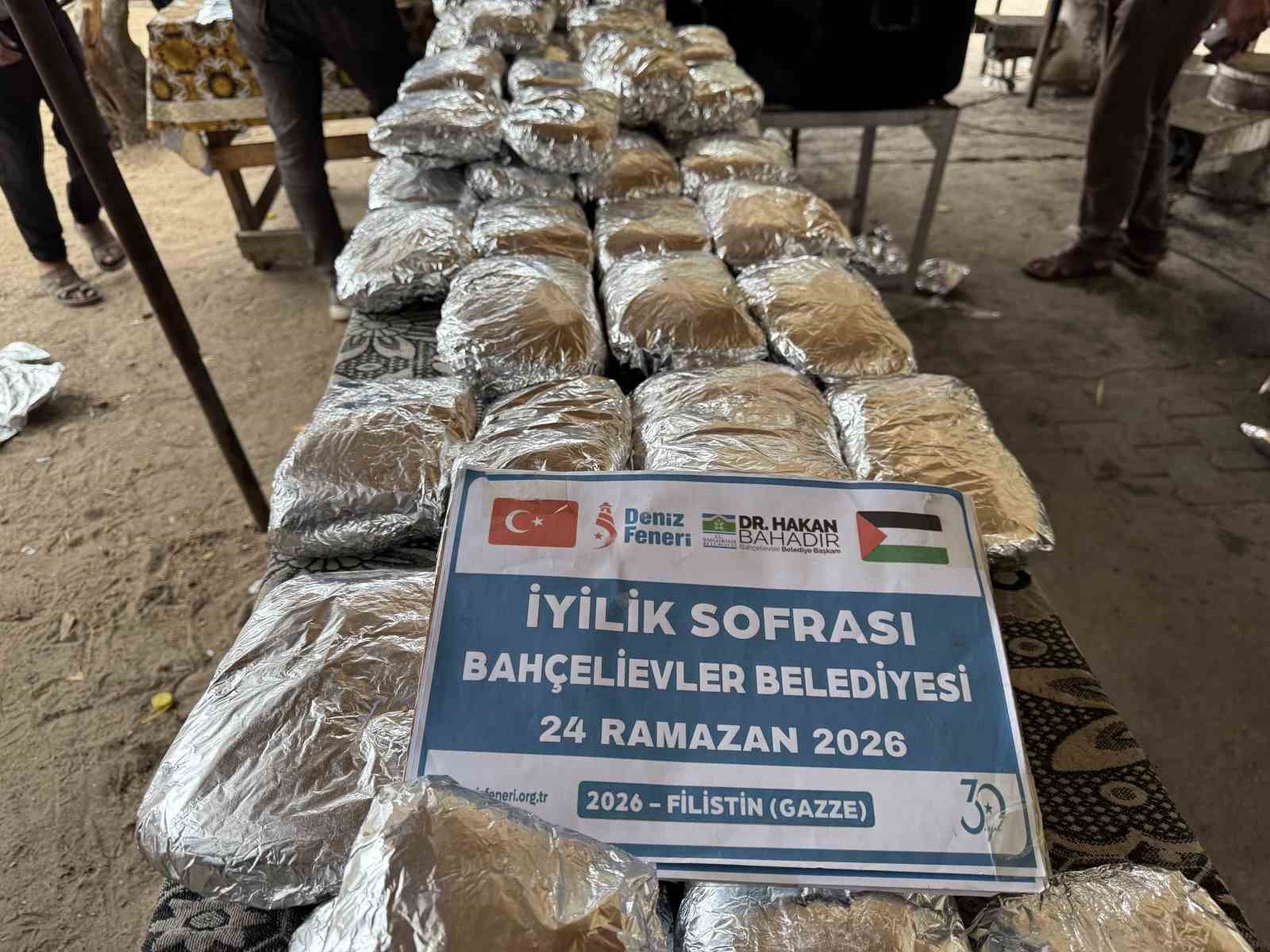 bahcelievlerden gazzeye iyilik sofrasi 1 78k28vtD