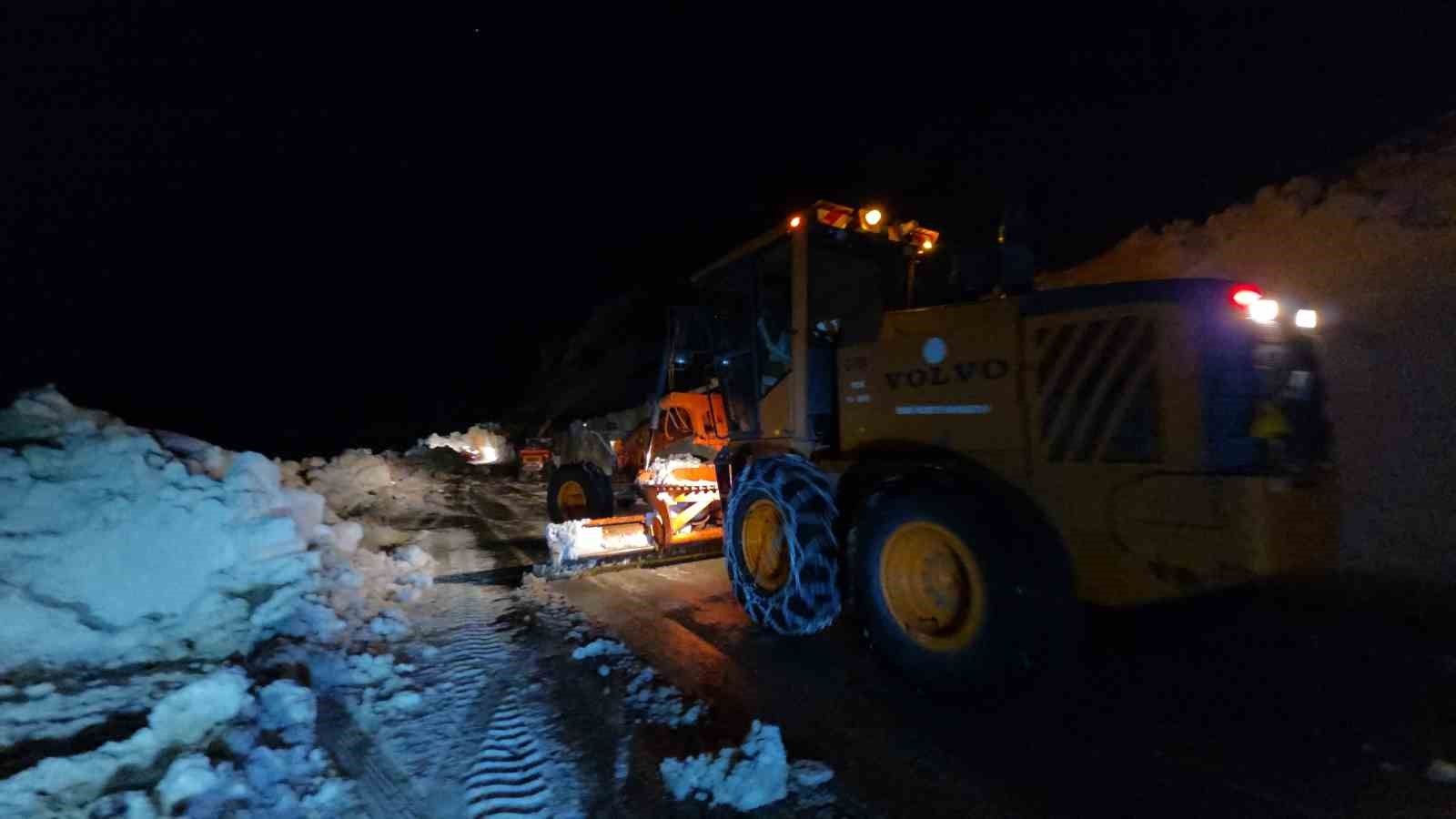 bahcesaray yolunda gece mesaisi 5 Sa5LpEht