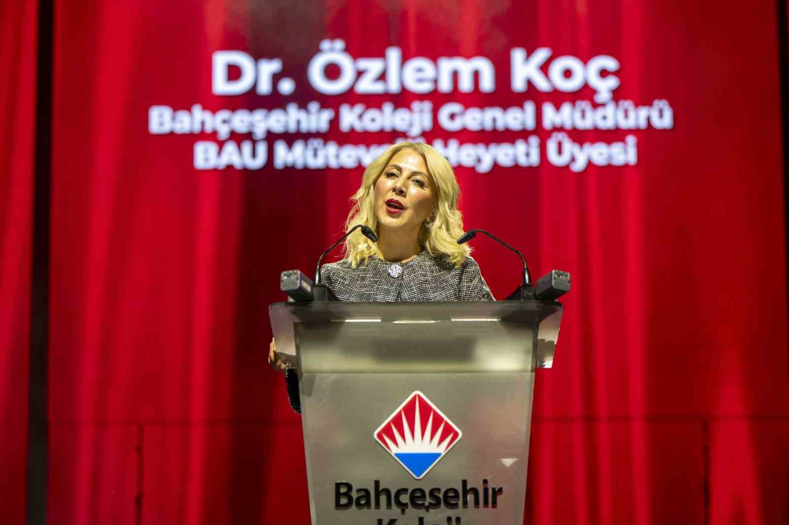 bahcesehir koleji ogrencileri cumhuriyet icin sahne aldi 6 c7MEwmN6