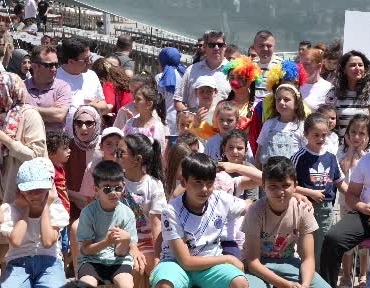 baibuden-turkiyeye-ornek-olacak-senlik-2-bin-500-personel-ailesiyle-birlikte-kampuste-bulustu-zxg6U73l.jpg