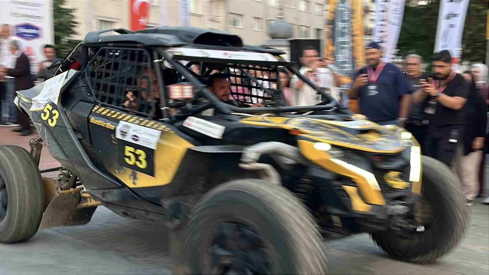 baja sampiyonasinin 3 ayagi boluda start aldi 2 7ntlyweI