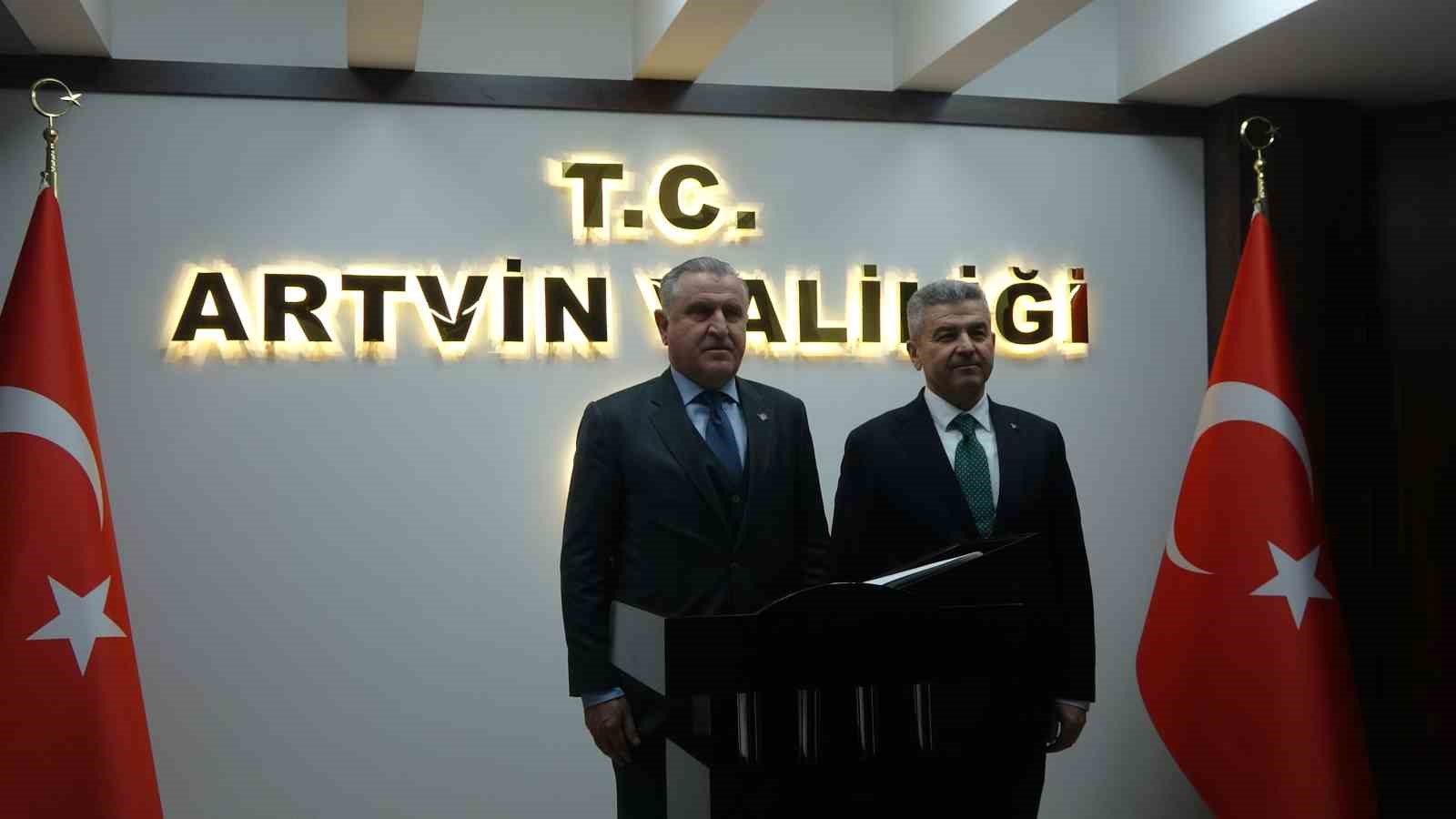 Bakan Bak: "Arda Güler’in golü Türk futbolu adına gurur verici" 6 bakan bak arda gulerin golu turk futbolu adina gurur verici 2 4ZBdgkWK