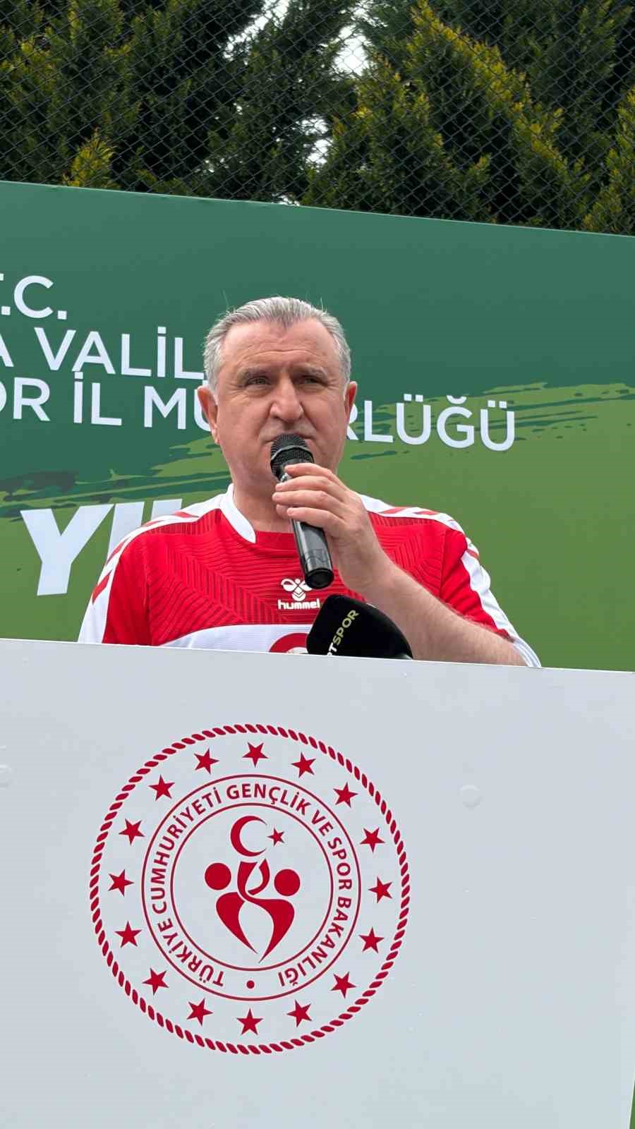 bakan bak bizim cocuklara amerikada basarilar diliyoruz 8 nC3HZFA5