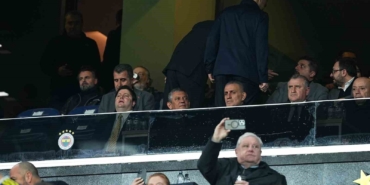bakan-bak-fenerbahce-nottingham-forest-macini-takip-etti-BG1yedt1.jpg
