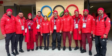 bakan-bak-kis-olimpiyatlarinda-yarisacak-milli-sporcularla-gorustu-twJq6aEP.jpg