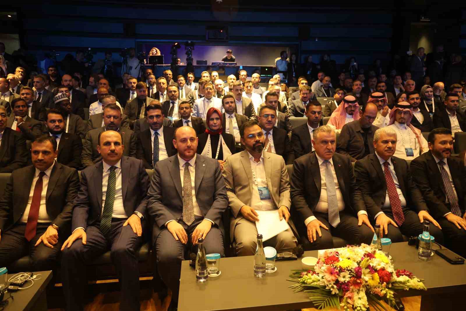 bakan bak konyamizin 2026 yili iit genclik baskenti unvanini buyuk bir gururla tasiyacagina inaniyorum nuOpt5TJ