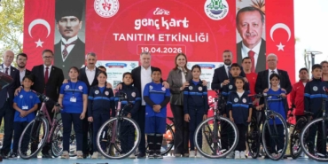 bakan-bak-lutfen-cocuklarinizla-konusun-cocuklariniza-sarilin-cocuklariniza-sevginizi-aktarin-6egBgv9E.jpg