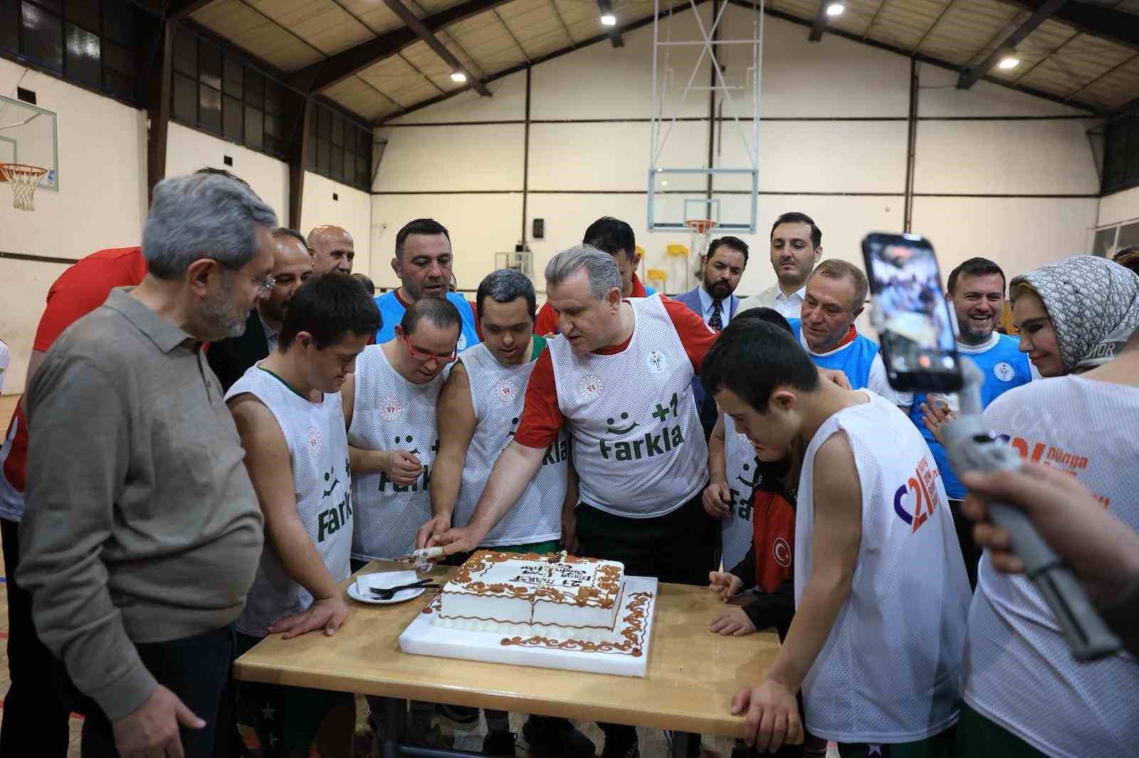 bakan bak ozel sporcular bizim icin cok kiymetli 1 7zfHW4YU