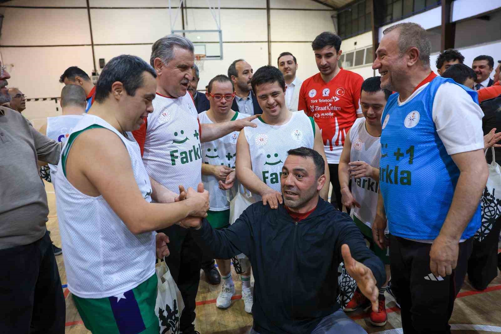 bakan bak ozel sporcular bizim icin cok kiymetli 3 6IZgAis4