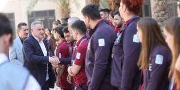 bakan-bak-suudi-arabistanda-milli-sporcularla-bir-araya-geldi-ZEKN4gqs.jpg