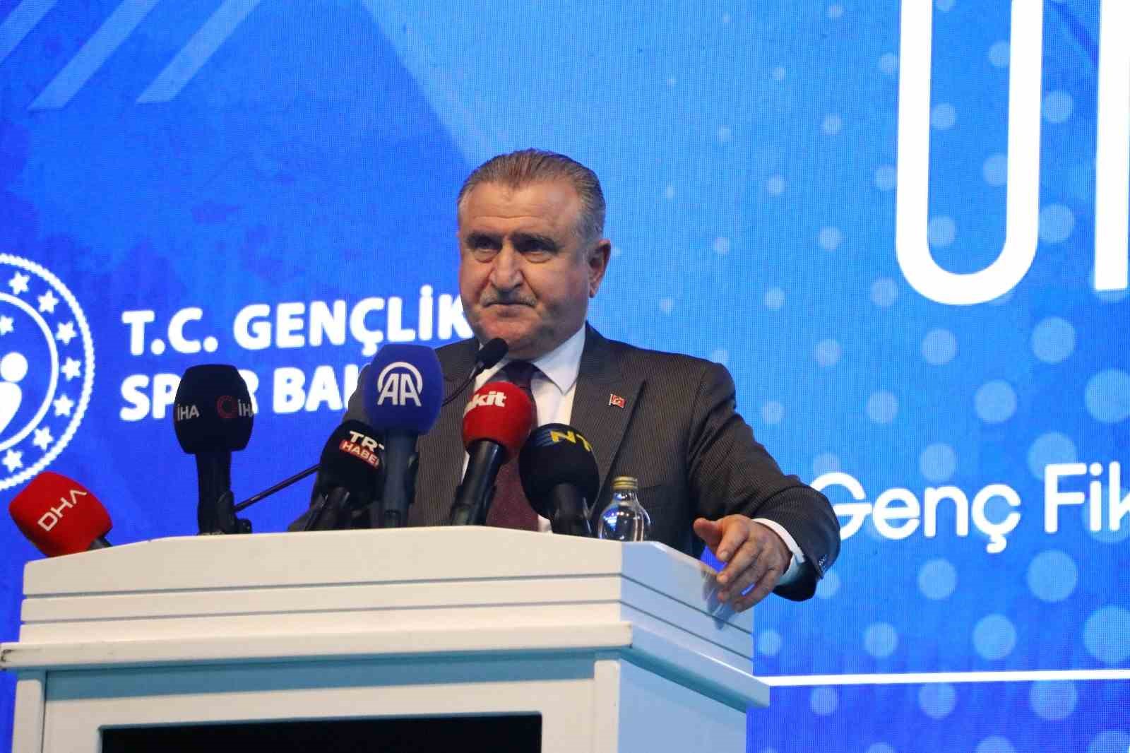 bakan bak turkiye sonunda dunyada soz sahibi bir ulke olacak 0