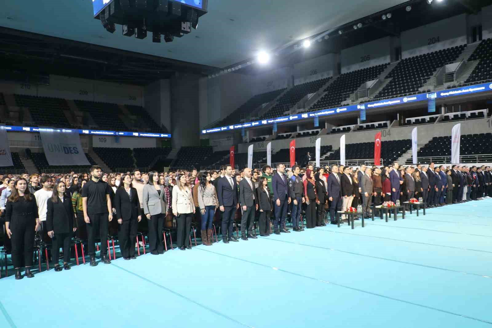 bakan bak turkiye sonunda dunyada soz sahibi bir ulke olacak 6 HljyUVAg