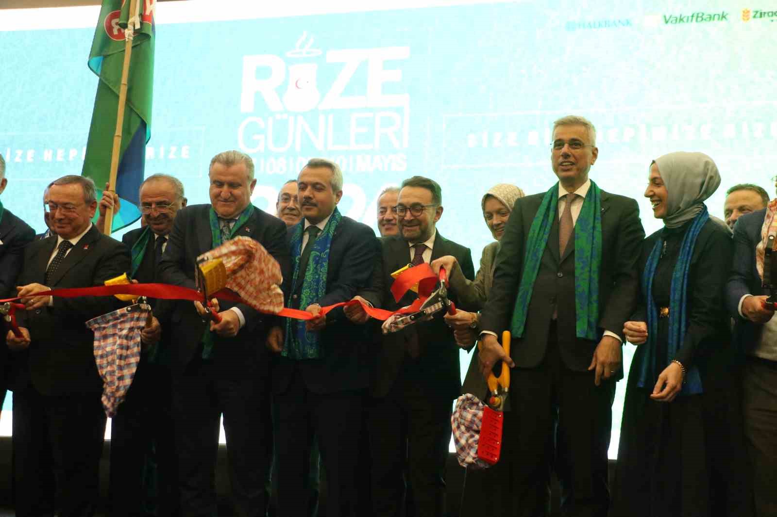 Bakan Bak ve Bakan Memişoğlu Ankara Rize Günleri açılış programında 12 bakan bak ve bakan memisoglu ankara rize gunleri acilis programinda 8 1fSBJCF4