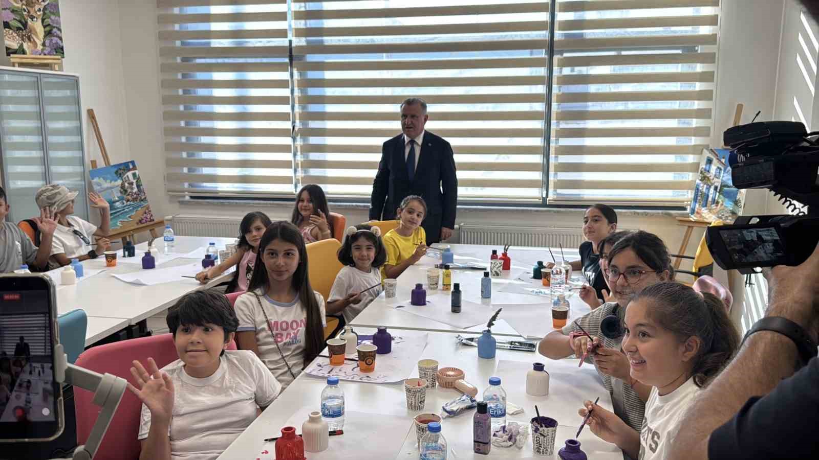 Bakan Bak’tan Marmaris’e olimpik havuz müjdesi 14 bakan baktan marmarise olimpik havuz mujdesi 10 bZeBc9aI