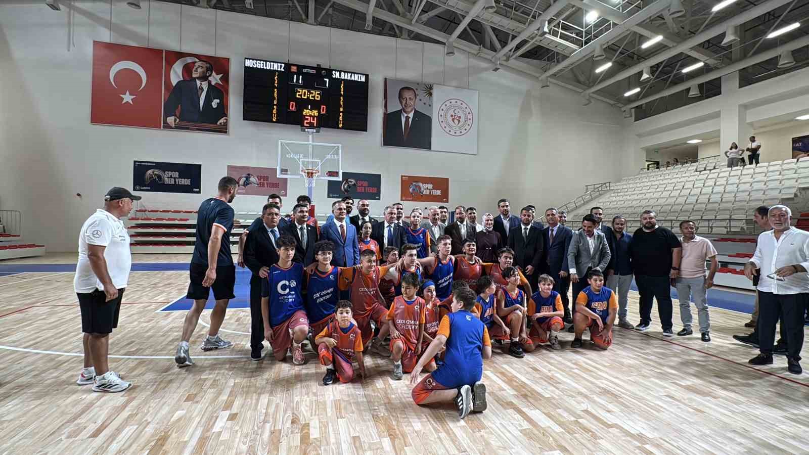 Bakan Bak’tan Marmaris’e olimpik havuz müjdesi 16 bakan baktan marmarise olimpik havuz mujdesi 12 iJsF3BwG