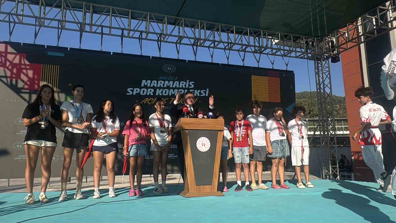 Bakan Bak’tan Marmaris’e olimpik havuz müjdesi 10 bakan baktan marmarise olimpik havuz mujdesi 6