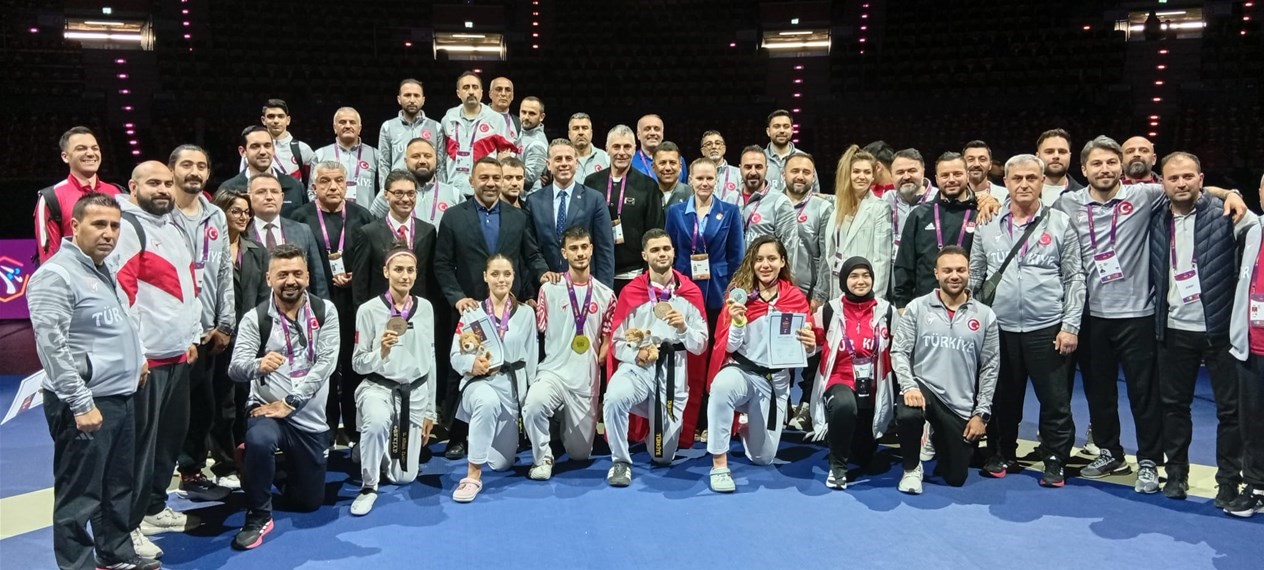 bakan baktan milli tekvandocular icin tebrik 0 pbYaH97S