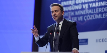 bakan-bayraktar-2026-yilinda-akkuyu-nukleer-guc-santralinde-ilk-elektrigi-uretecegiz-DGUmXCxx.jpg